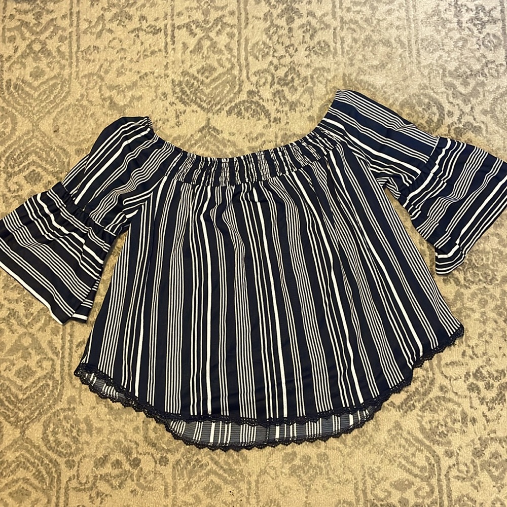 Off-Shoulder Striped Shirt